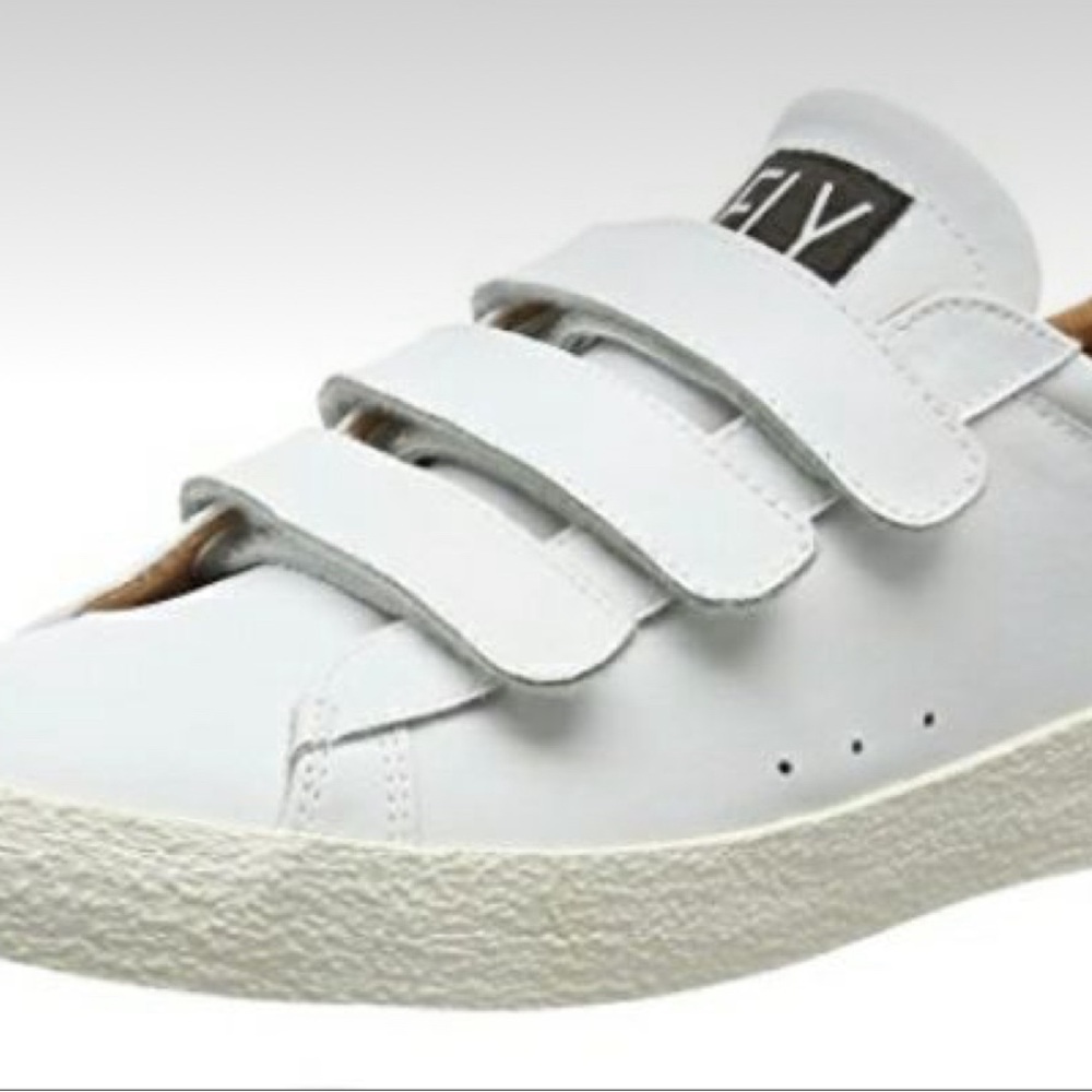 FLY LONDON super cute white leather, Velcro sneakers, size 39, US 9, like new